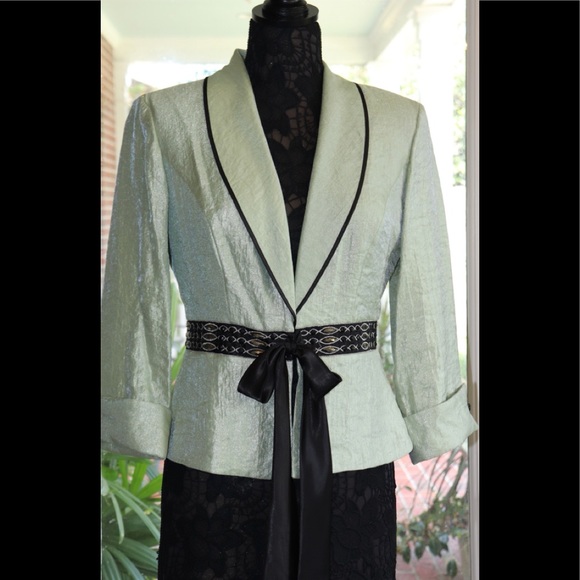 EXPO NEW YORK MINT GREEN JACKET AND SLEEVELESS TOP - Picture 1 of 10